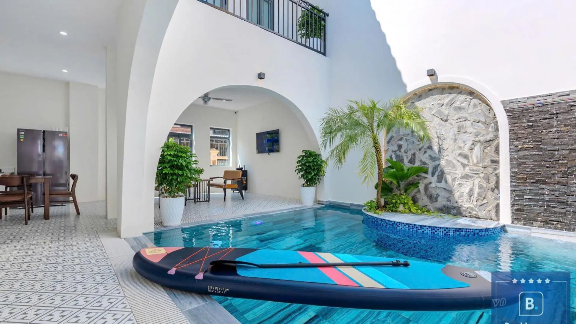 Shark Villa 160 - Di Bo Ra Cot Co Bai Sau Thuy Van - Free Bida - Loa Karaoke فونج تاو